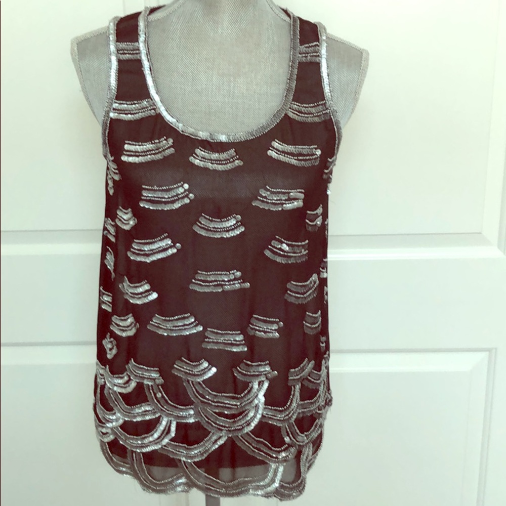 Aqua beaded tank